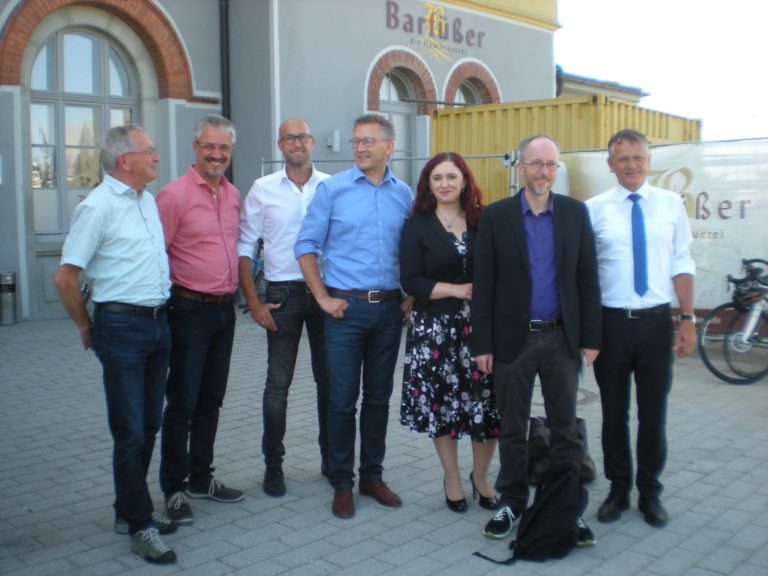 Agnieszka Brugger und Matthias Gastel besuchen Bürgerbahnhof in Leutkirch