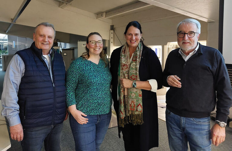 „Lust auf Politik“: Workshop mit Anja Reinalter in Unterschwarzach